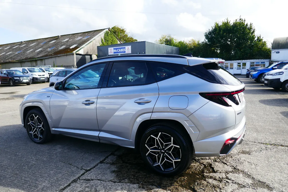 Hyundai Tucson SUV, Petrol Plug-in Hybrid, 2023, Silver