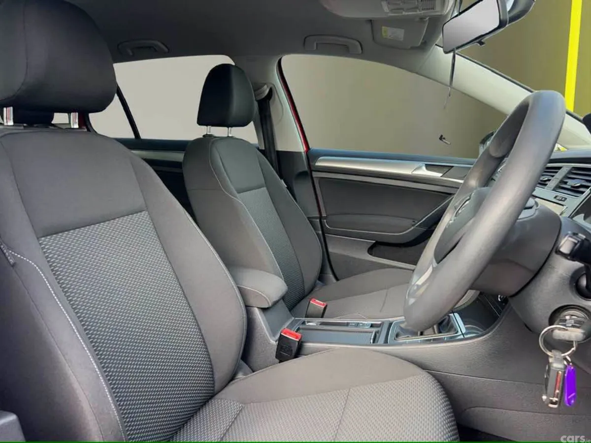 Volkswagen Golf Hatchback, Diesel, 2020, Red