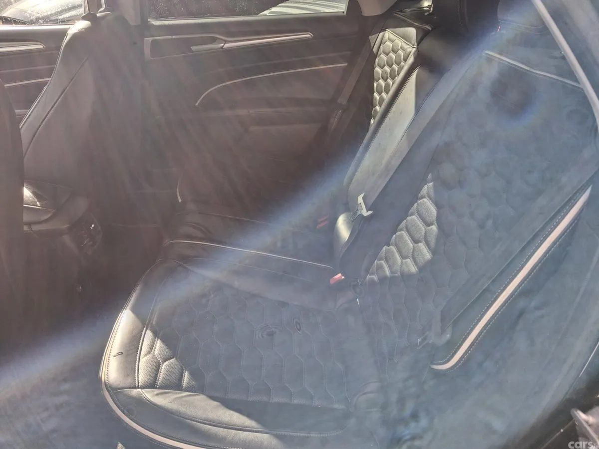 Ford Mondeo Saloon, Diesel, 2016, Black