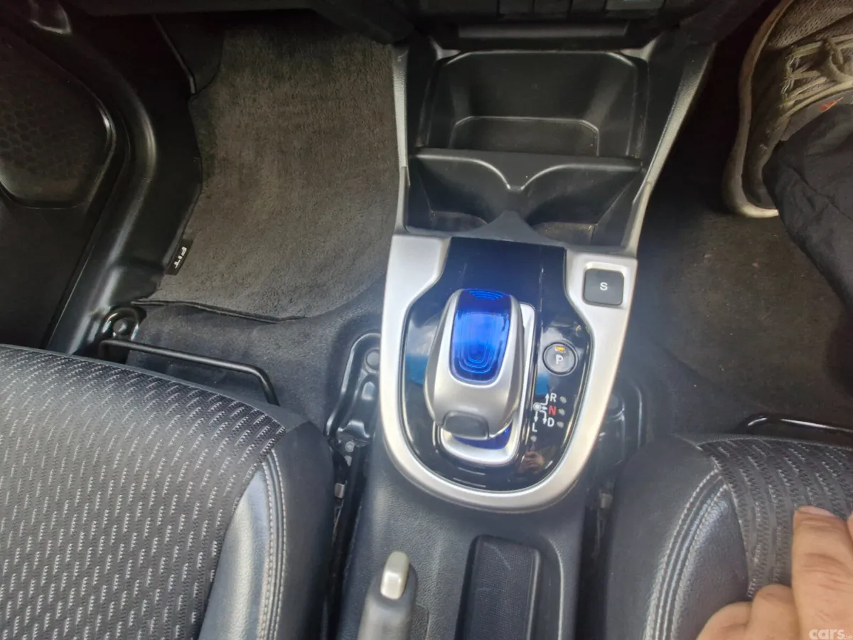 Honda Fit Hatchback, Petrol Hybrid, 2014, White