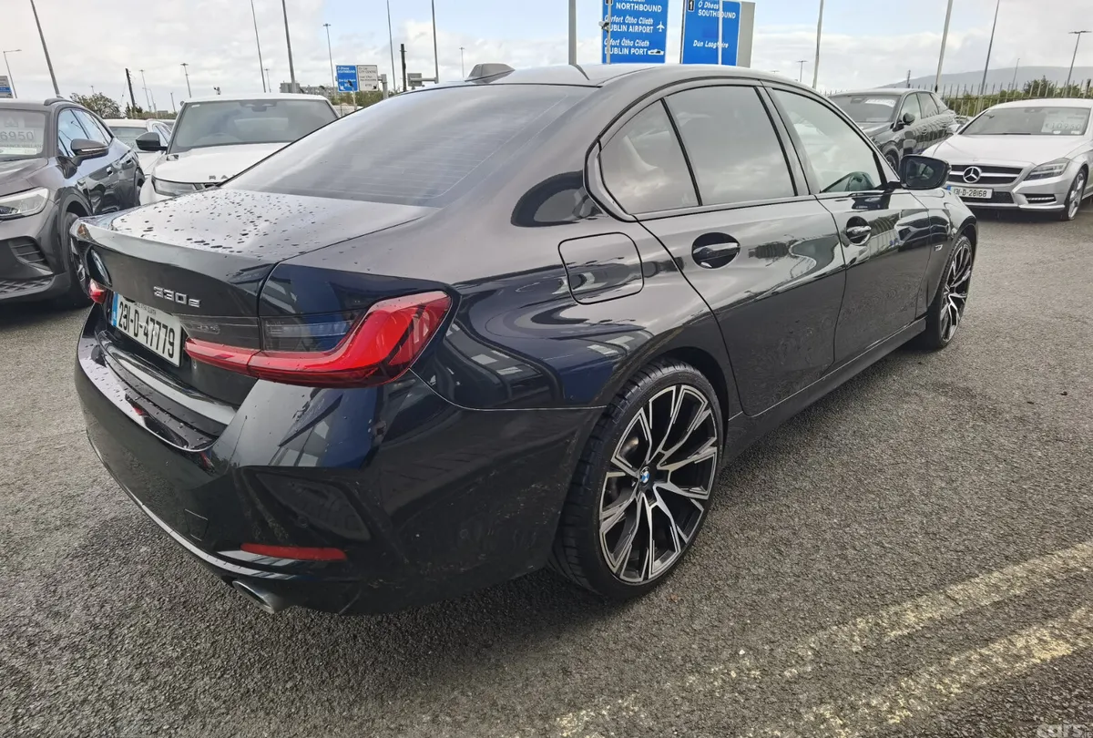 BMW 3-Series Saloon, Petrol Plug-in Hybrid, 2023, Black