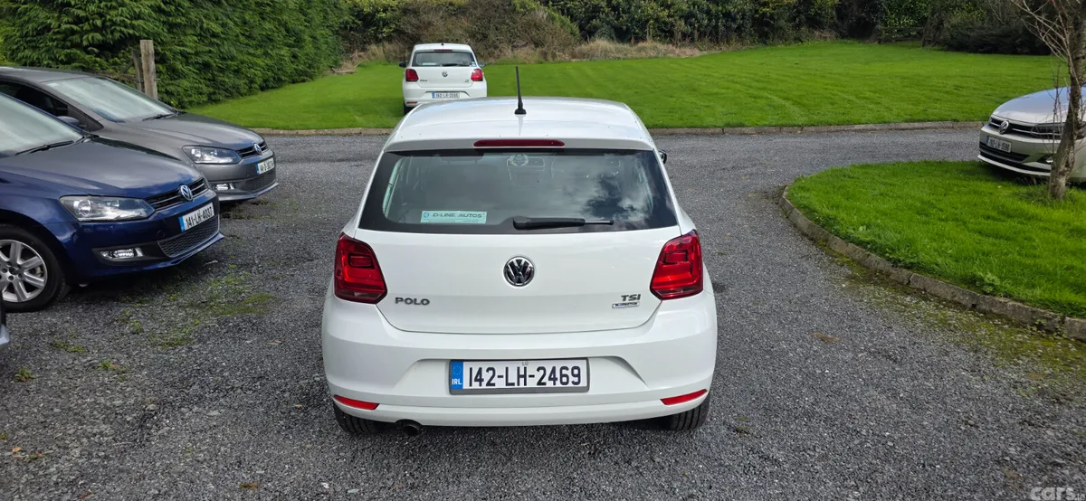 Volkswagen Polo Hatchback, Petrol, 2014, White