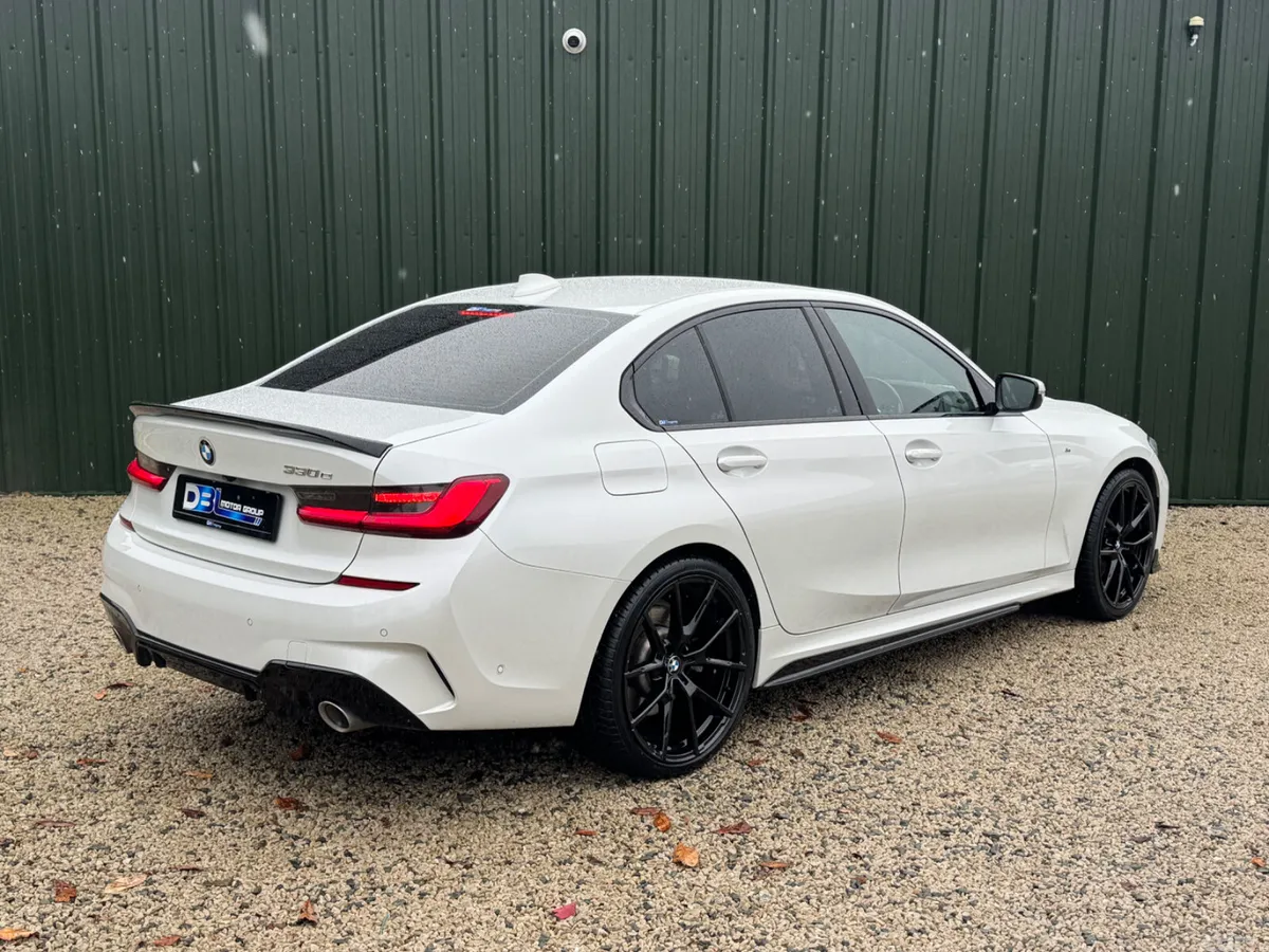 BMW 3-Series Saloon, Petrol Hybrid, 2021, White