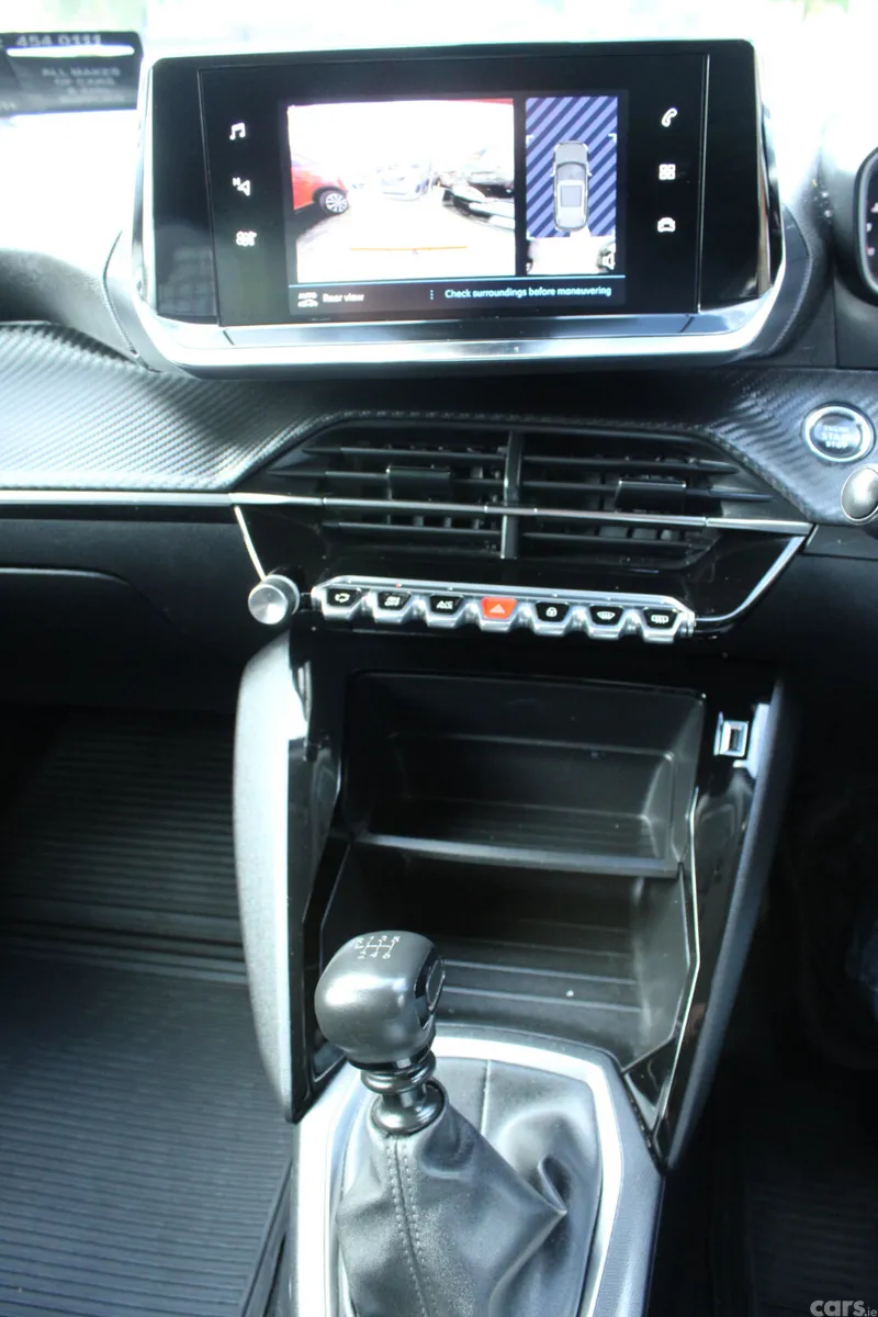 Peugeot 2008 Van, Diesel, 2022, Red