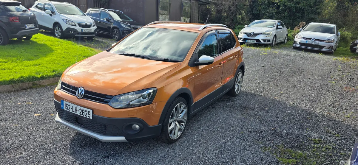 Volkswagen Polo Hatchback, Petrol, 2015, Orange