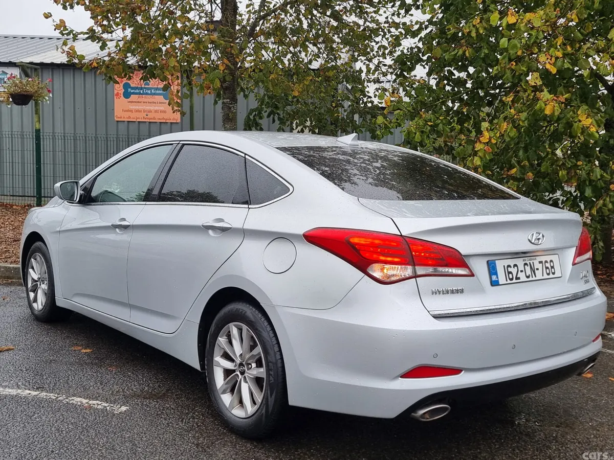 Hyundai i40 Saloon, Diesel, 2016, Silver