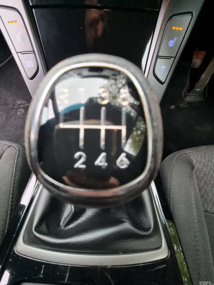Hyundai i40 Saloon, Diesel, 2016, Silver