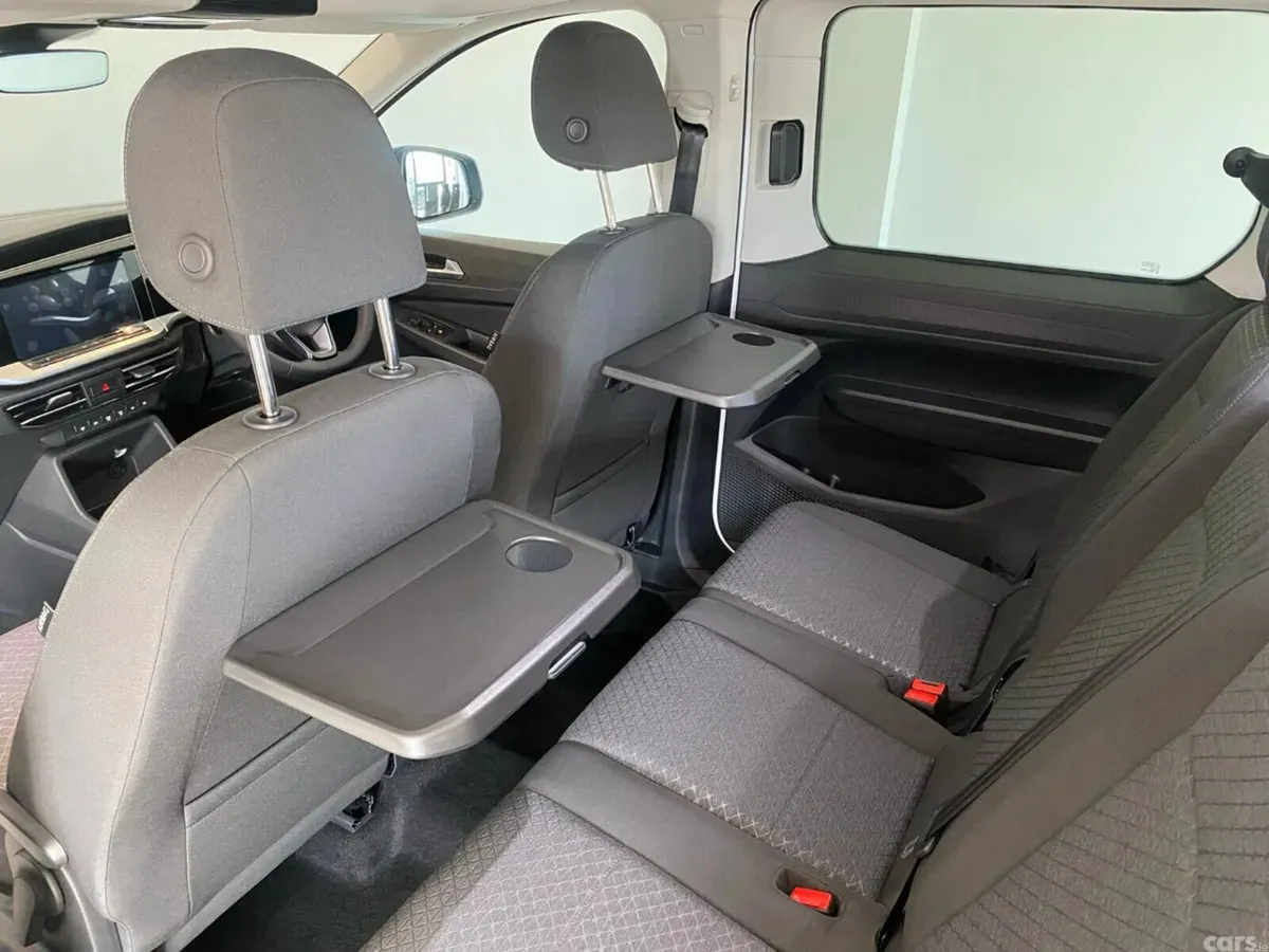 Ford Tourneo Connect MPV, Diesel, 2026, White