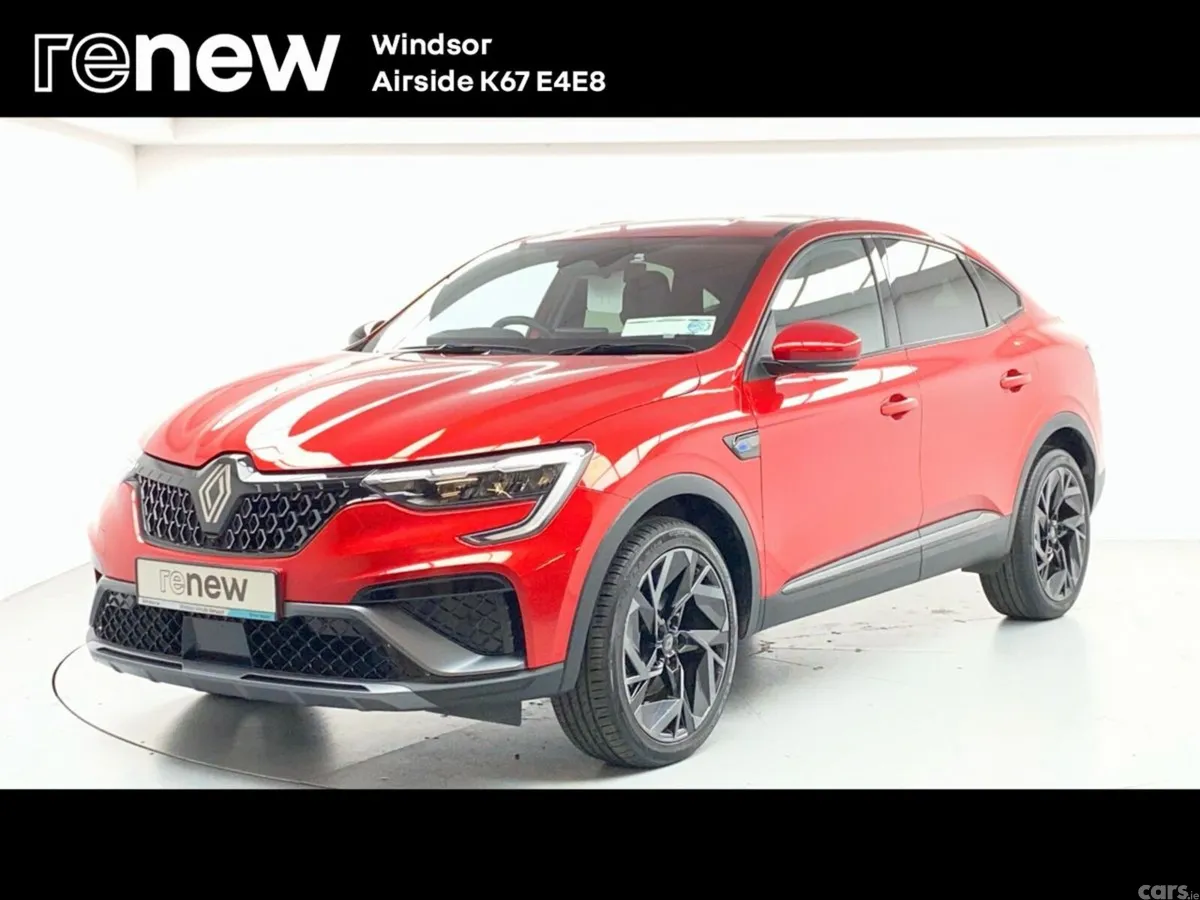 Renault Arkana Hatchback, Petrol Hybrid, 2025, Red