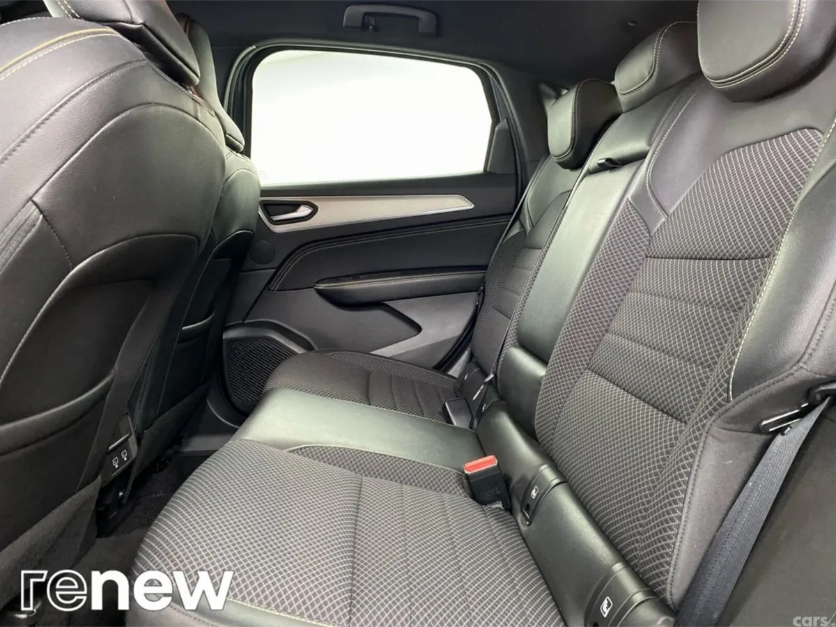 Renault Arkana Hatchback, Petrol Hybrid, 2025, Grey