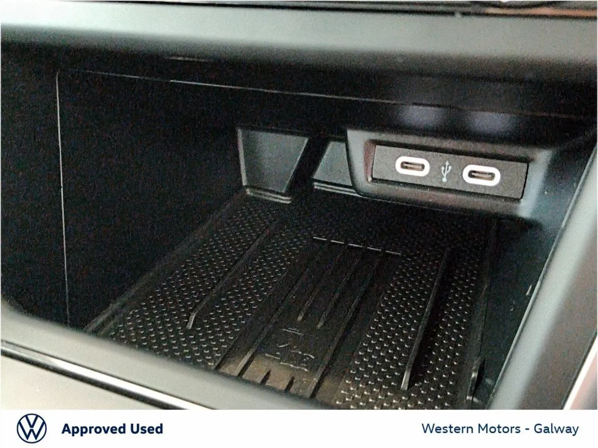 Volkswagen Taigo Estate, Petrol, 2026, White