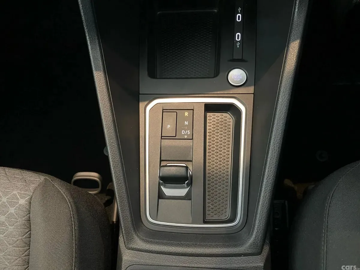 Ford Tourneo Connect MPV, Diesel, 2026, White