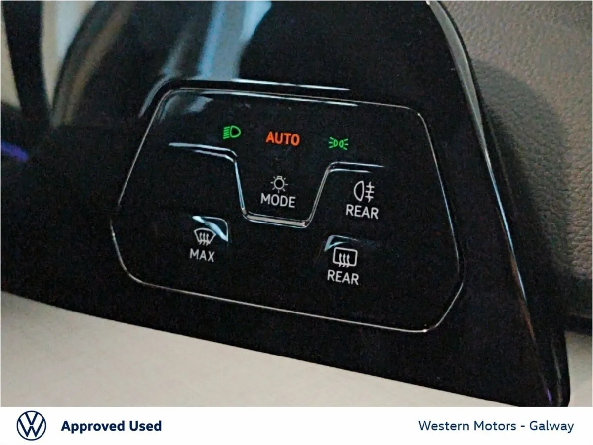 Volkswagen Golf Estate, Diesel, 2026, White
