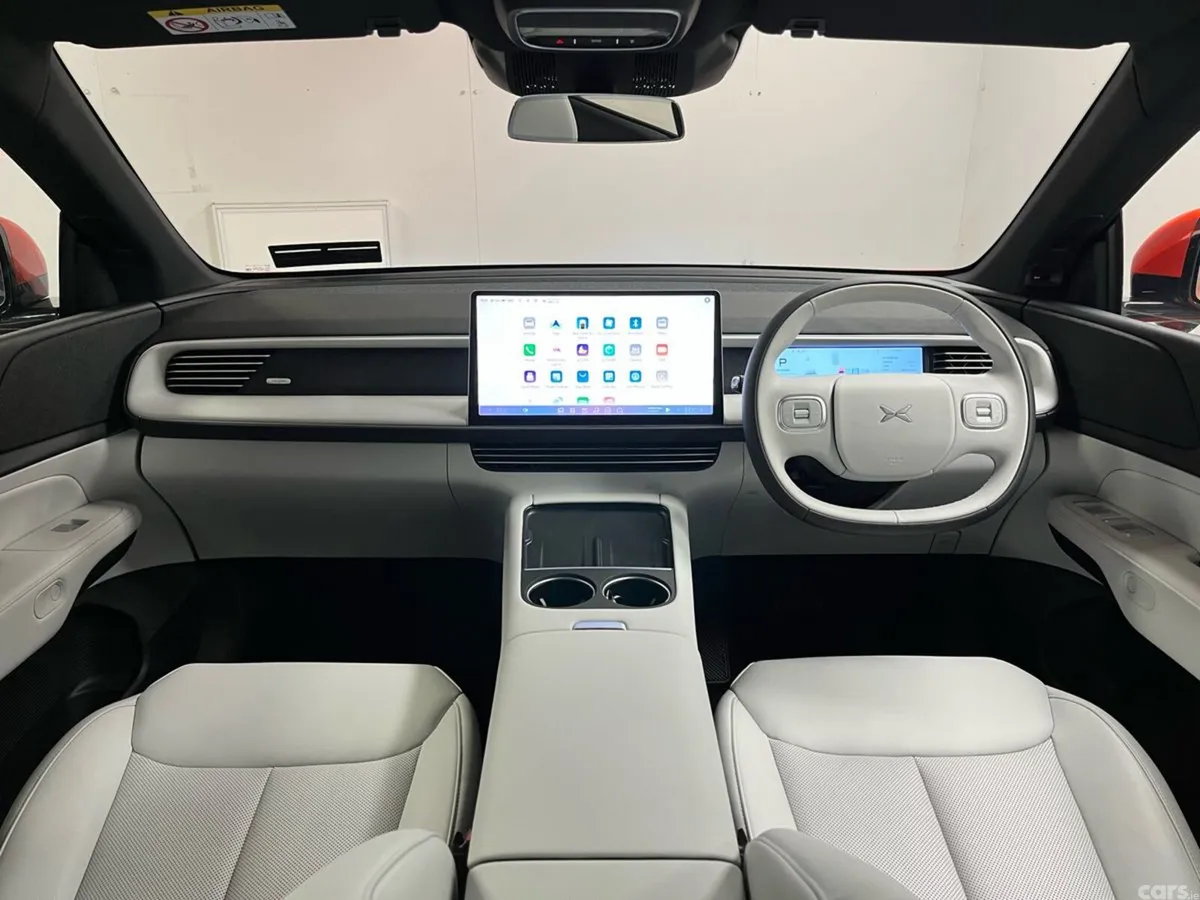 XPeng G6 Hatchback, Electric, 2025, Orange