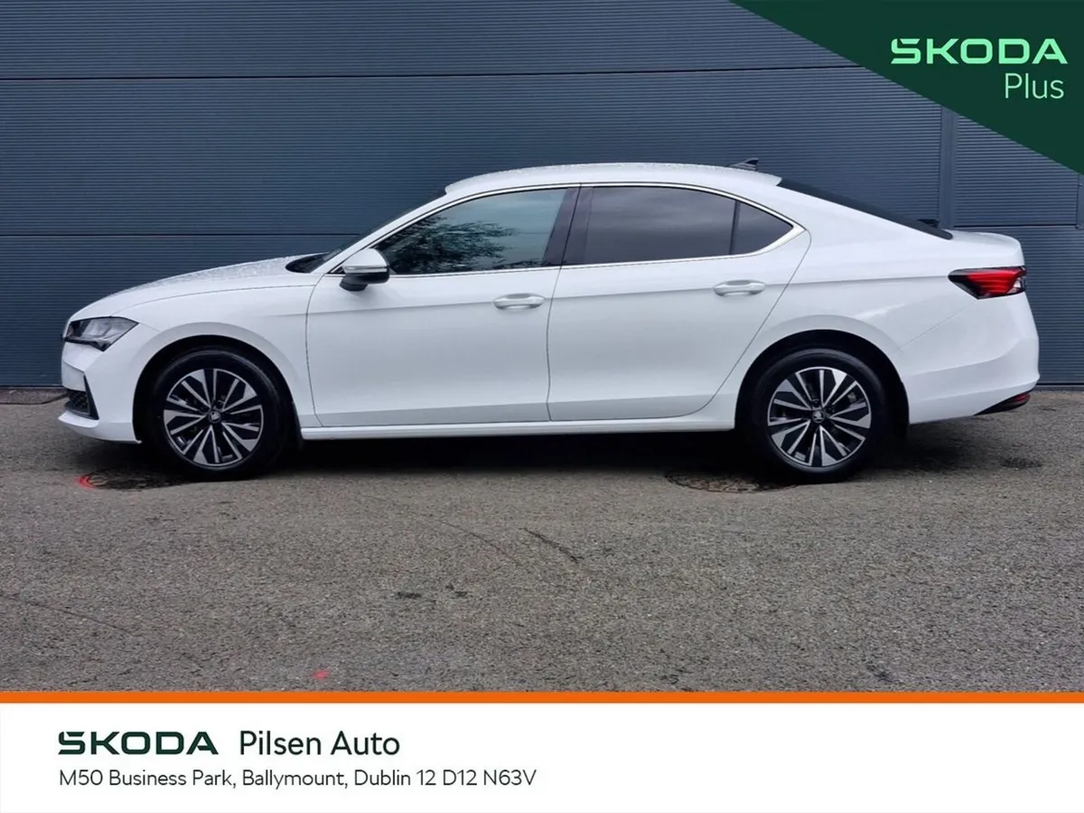 Skoda Superb Saloon, Diesel, 2026, White