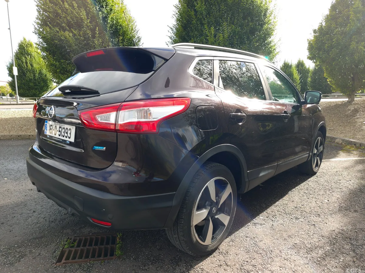 Nissan Qashqai Hatchback, Diesel, 2016, Black