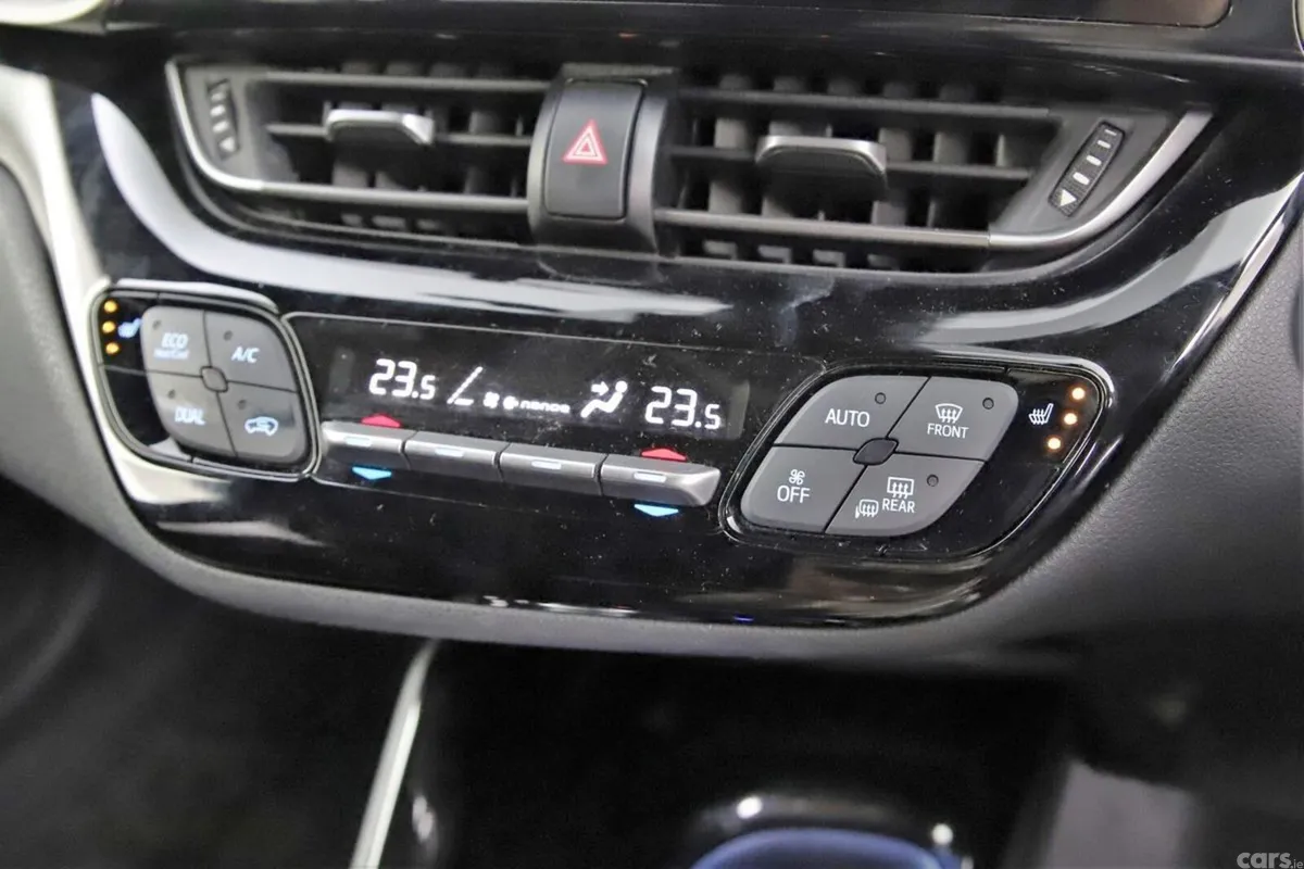 Toyota C-HR SUV, Petrol Hybrid, 2022, Black