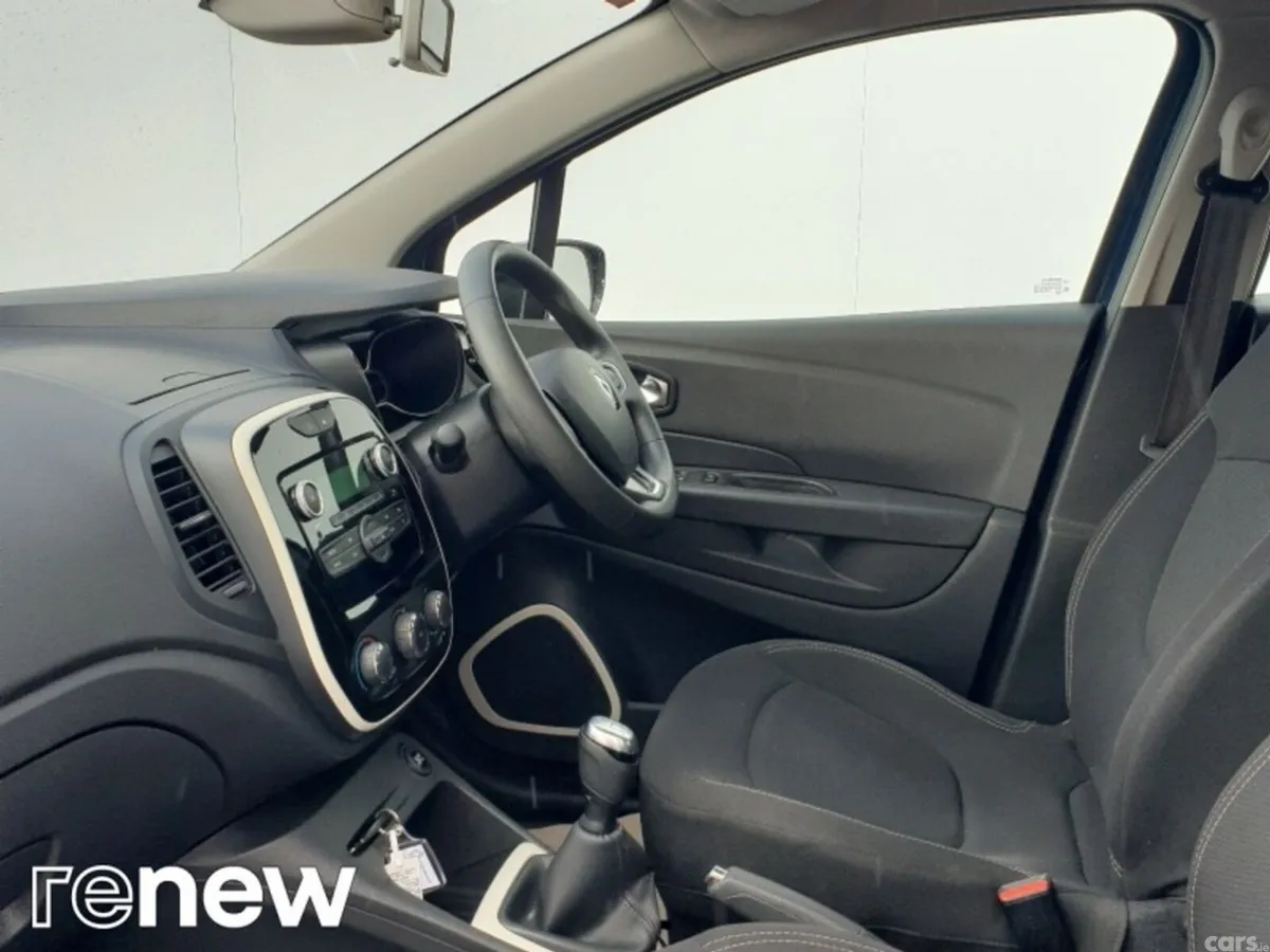 Renault Captur Hatchback, Diesel, 2019, Blue