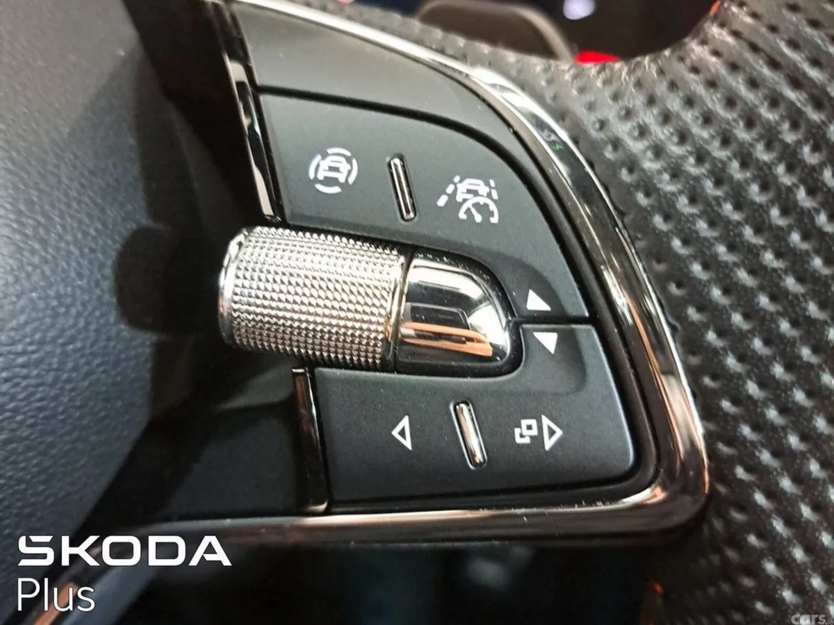 Skoda Octavia Estate, Diesel, 2024, Green