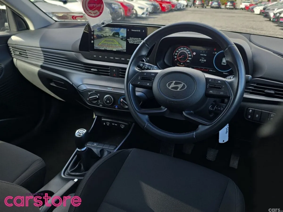 Hyundai i20 Hatchback, Petrol, 2024, Black