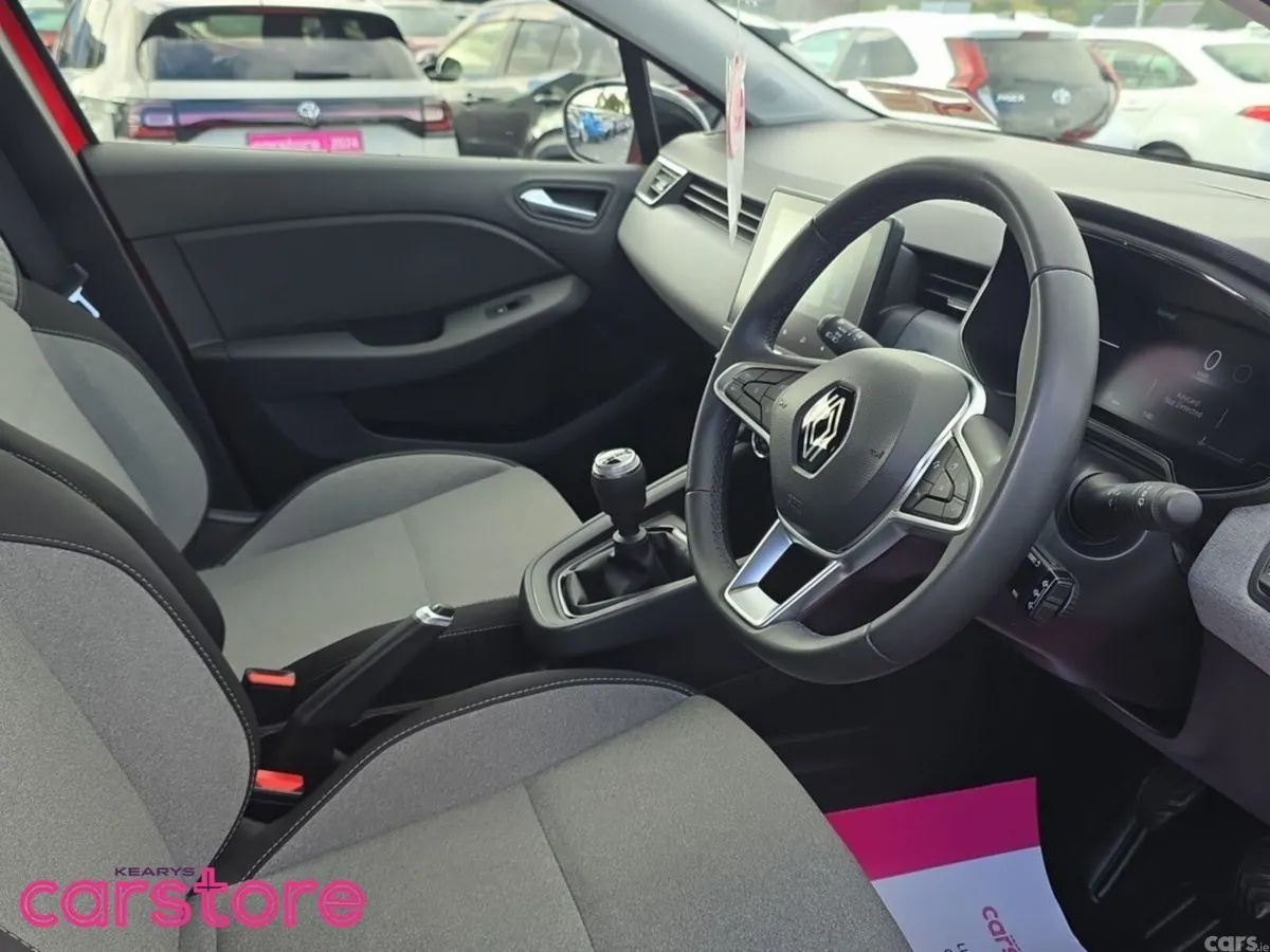 Renault Clio Hatchback, Petrol, 2024, Red