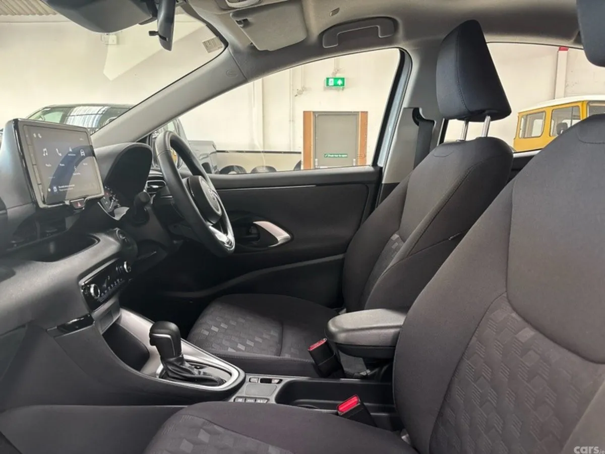 Toyota Yaris Hatchback, Petrol Hybrid, 2026, White