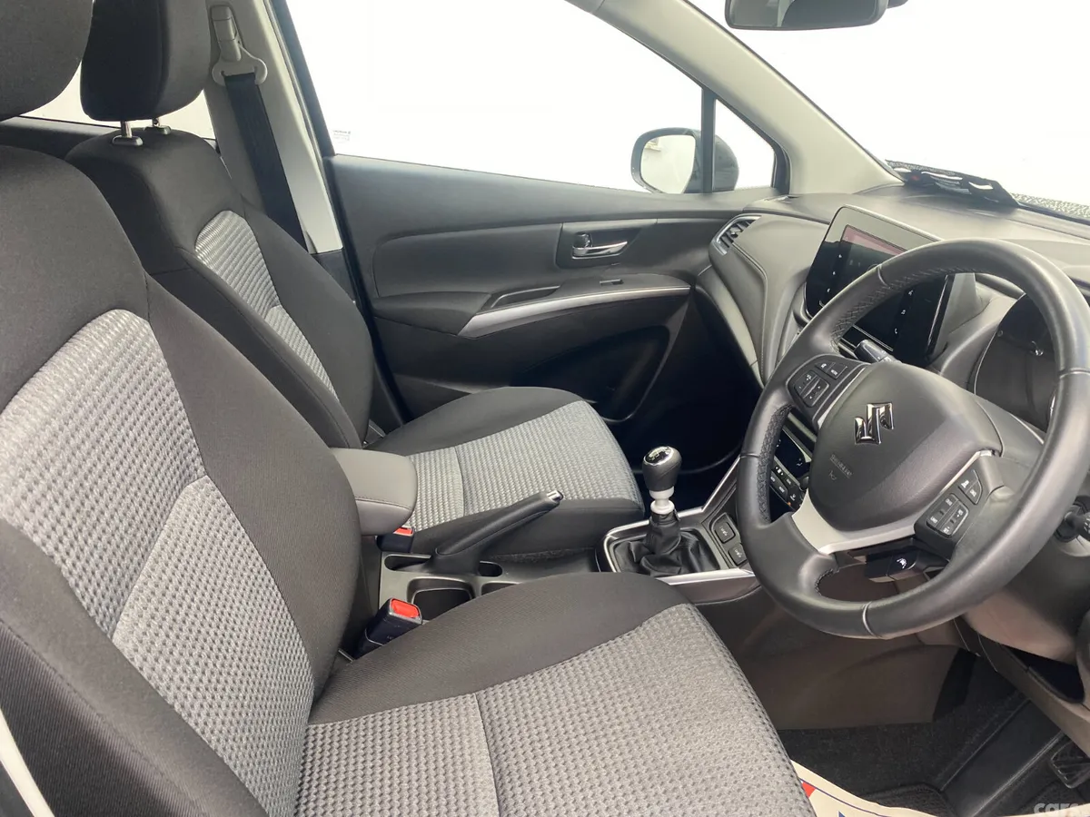 Suzuki SX4 Hatchback, Petrol, 2023, Black