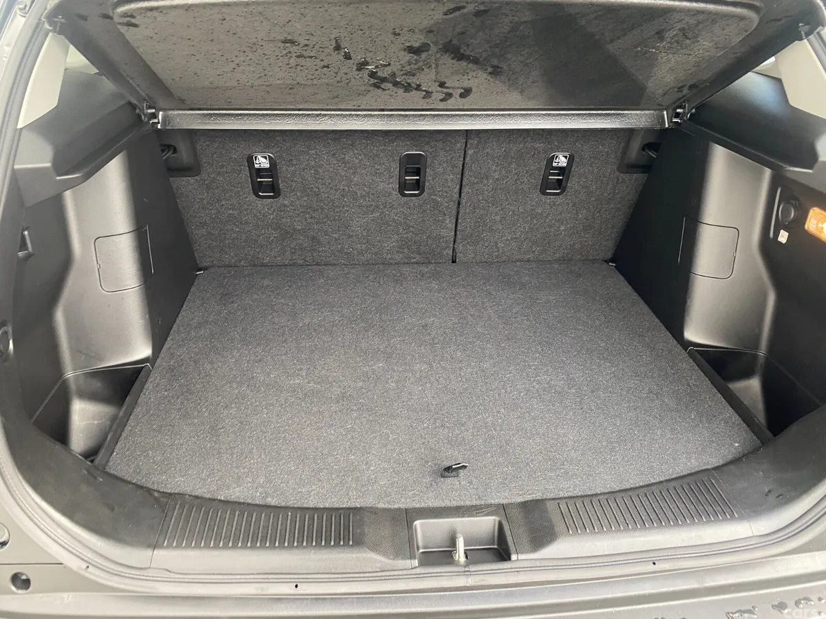 Suzuki SX4 Hatchback, Petrol, 2023, Black