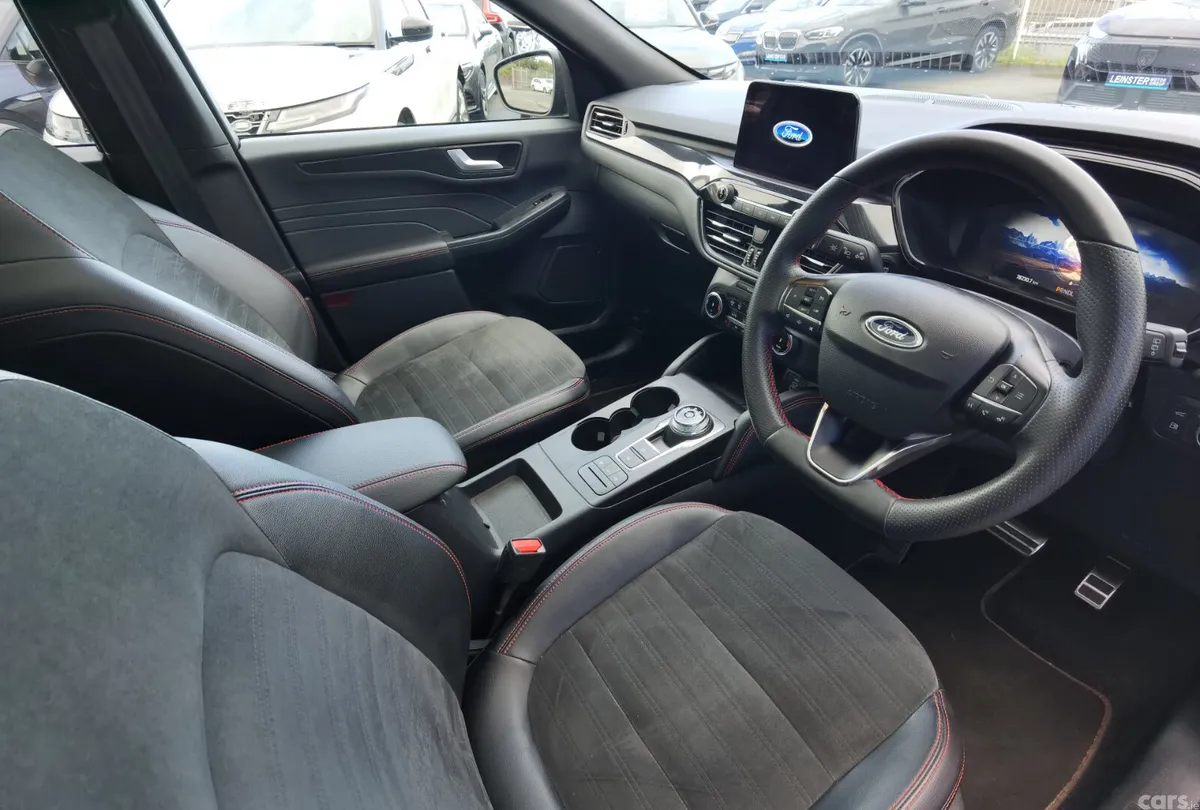 Ford Kuga SUV, Petrol Plug-in Hybrid, 2023, Black