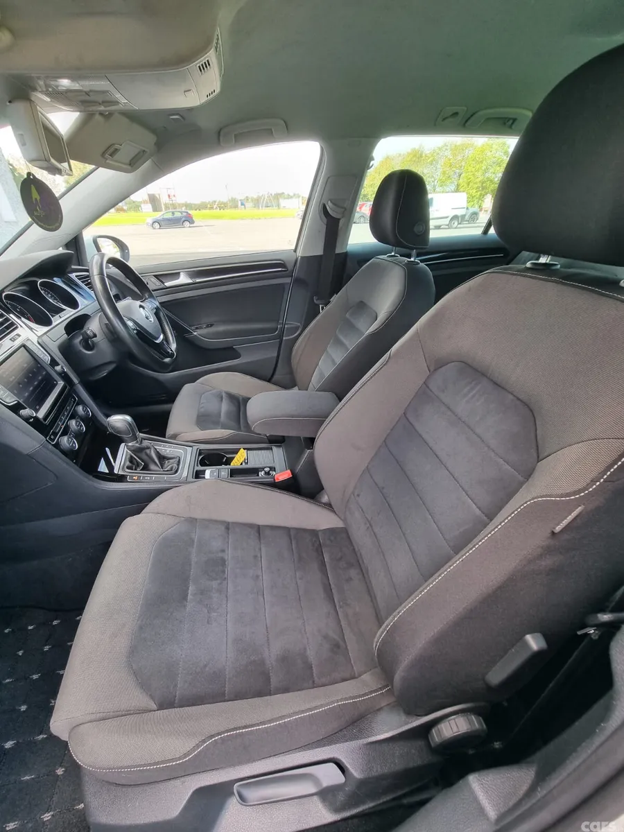 Volkswagen Golf Estate, Petrol, 2014, White