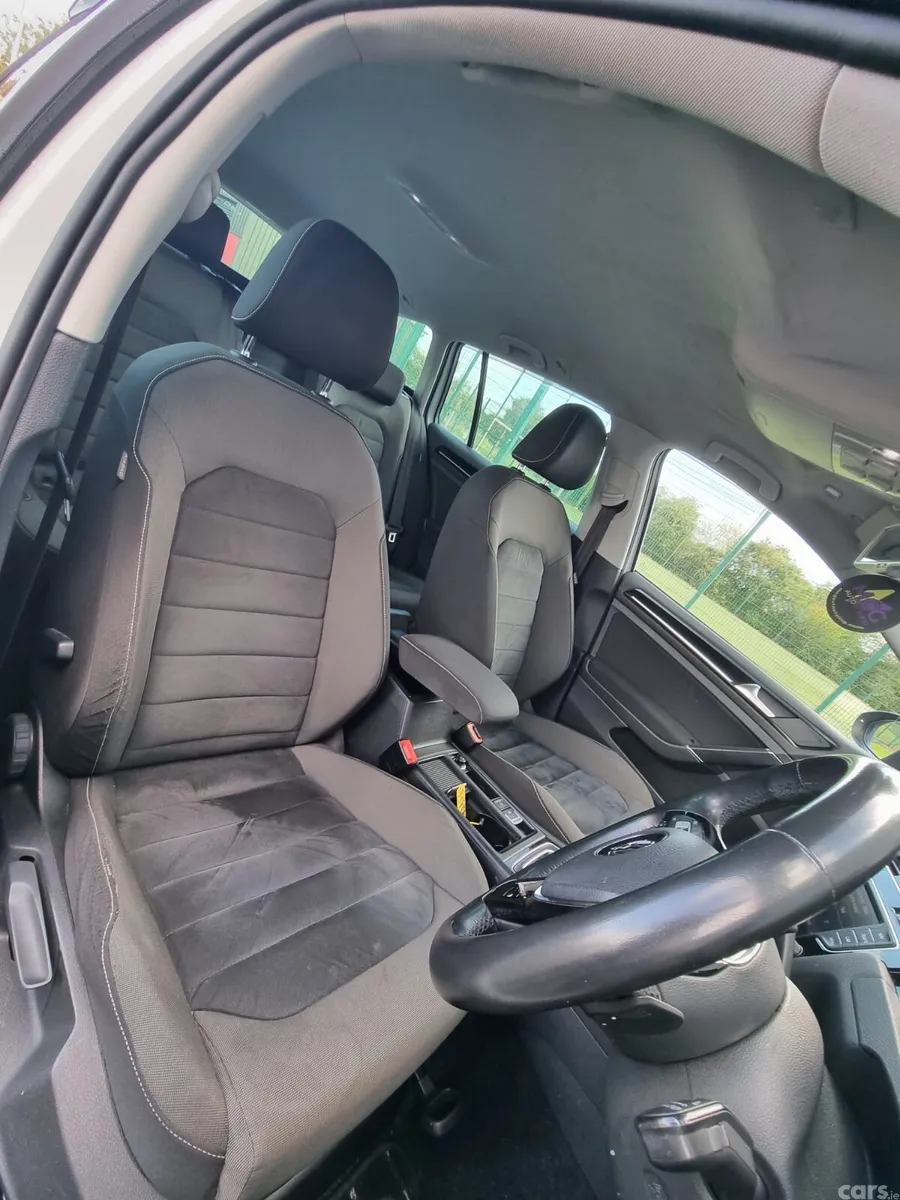 Volkswagen Golf Estate, Petrol, 2014, White