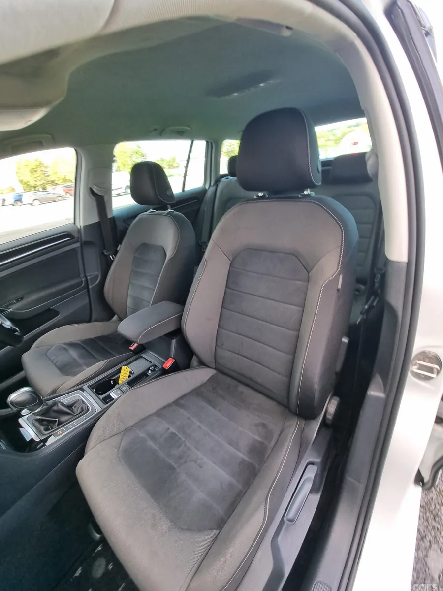 Volkswagen Golf Estate, Petrol, 2014, White