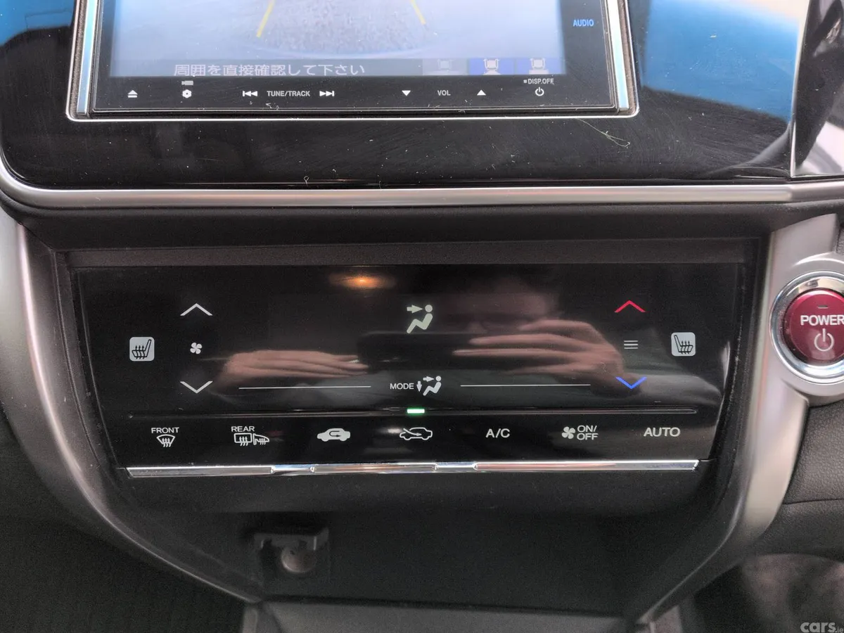 Honda Grace Saloon, Petrol Hybrid, 2015, Silver