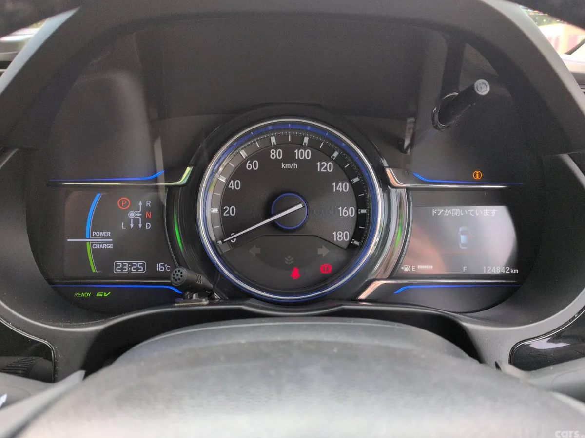Honda Grace Saloon, Petrol Hybrid, 2015, Silver