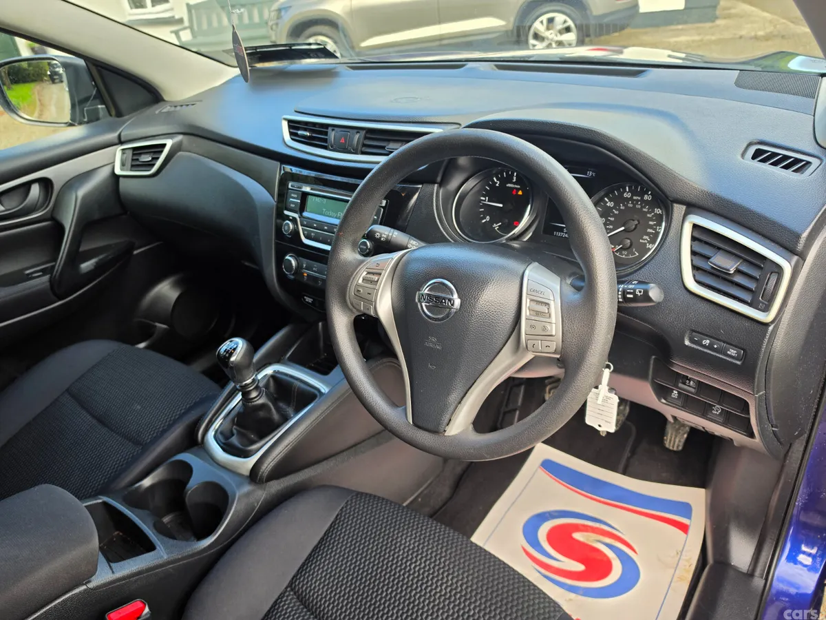 Nissan Qashqai Hatchback, Diesel, 2016, Blue