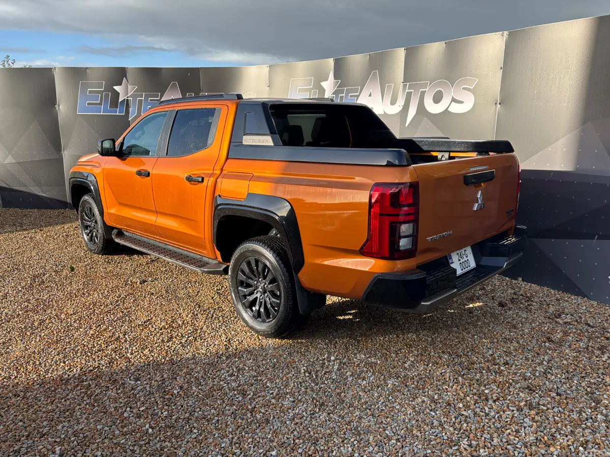 Mitsubishi L200 Pick Up, Diesel, 2024, Orange