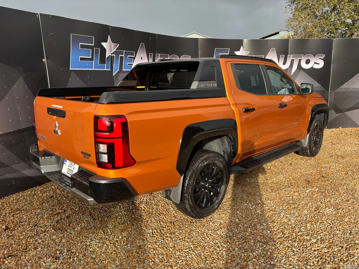 Mitsubishi L200 Pick Up, Diesel, 2024, Orange