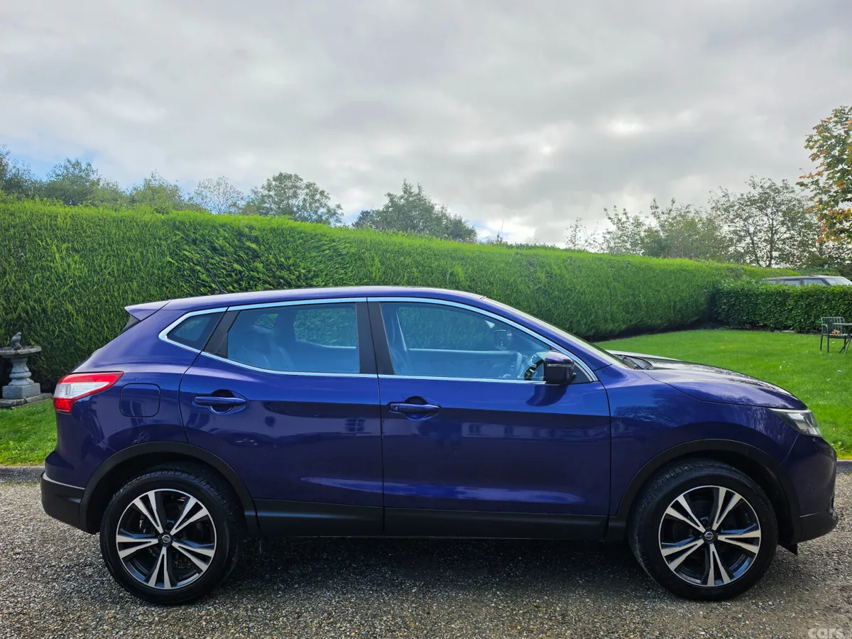 Nissan Qashqai Hatchback, Diesel, 2016, Blue