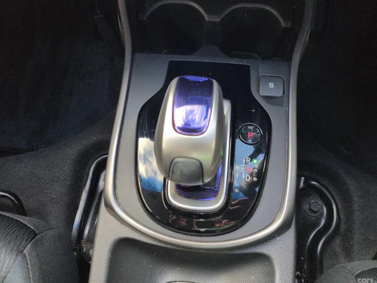 Honda Grace Saloon, Petrol Hybrid, 2015, White