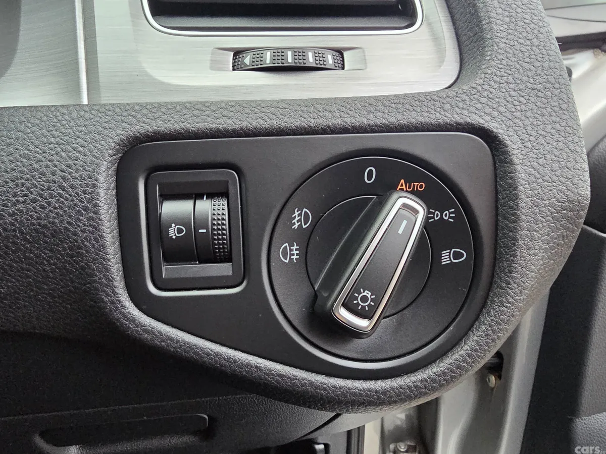 Volkswagen Golf Hatchback, Diesel, 2015, Silver