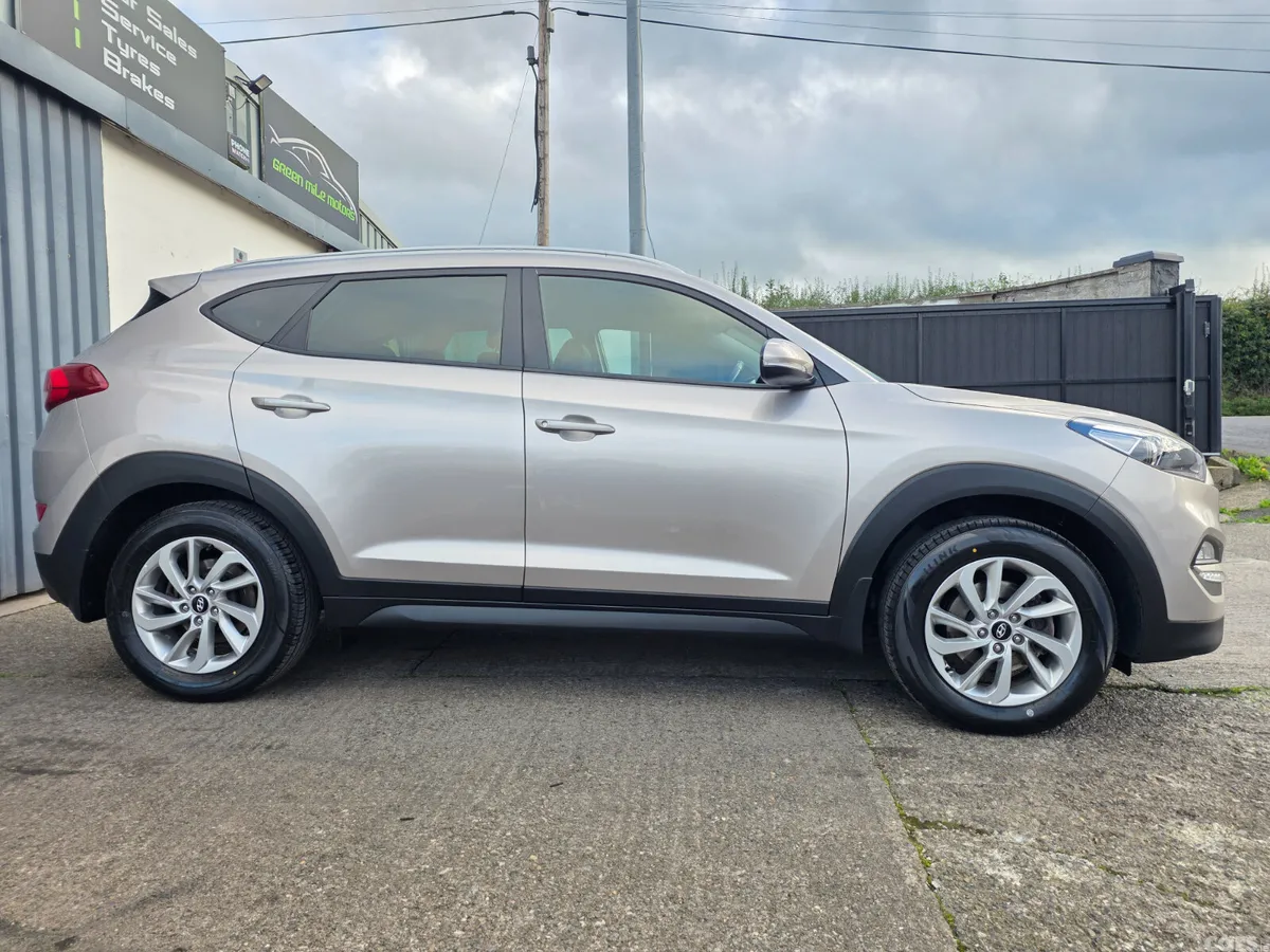 Hyundai Tucson SUV, Diesel, 2016, White