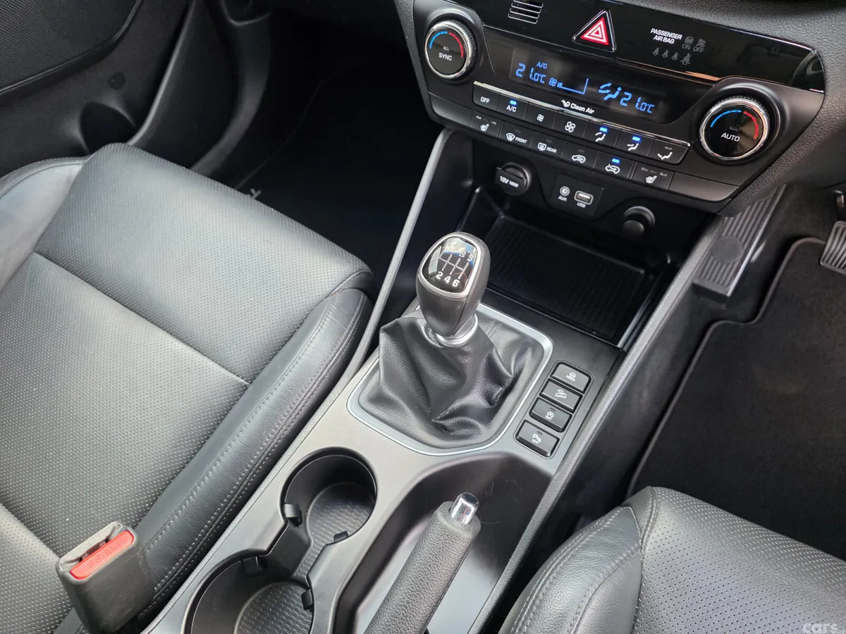 Hyundai Tucson SUV, Diesel, 2016, White