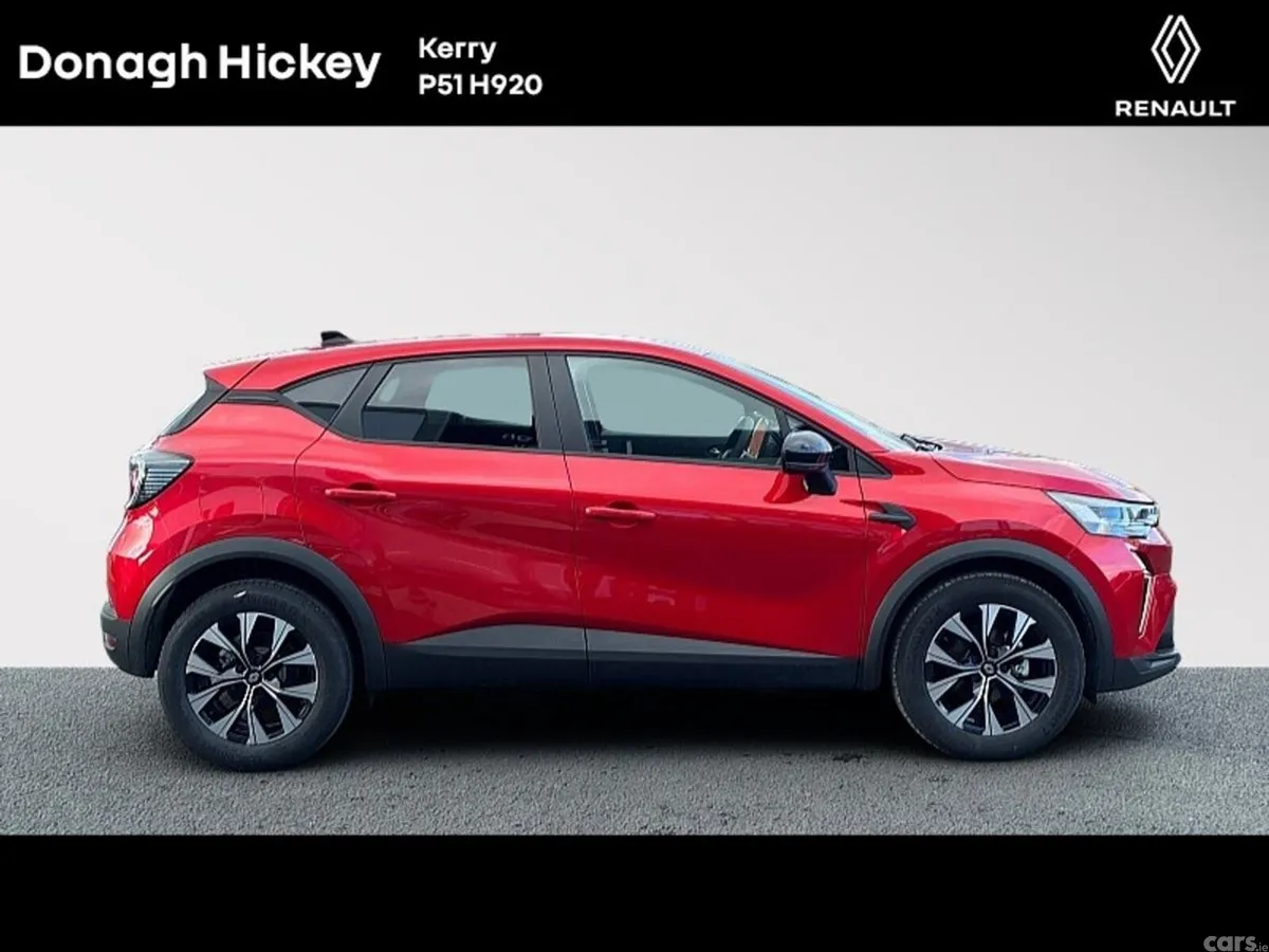 Renault Captur SUV, Petrol, 2026, Red