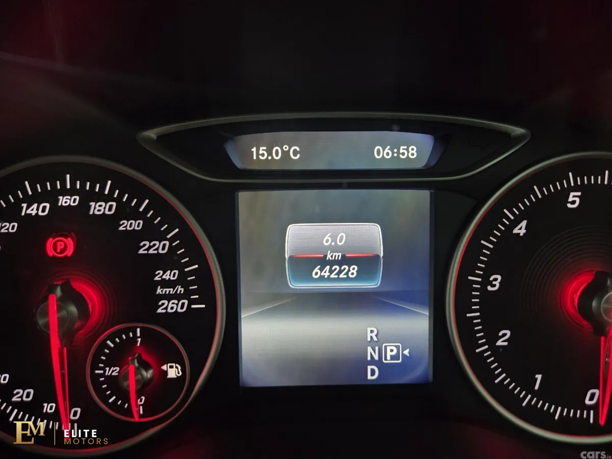Mercedes-Benz B-Class MPV, Petrol, 2016, Silver