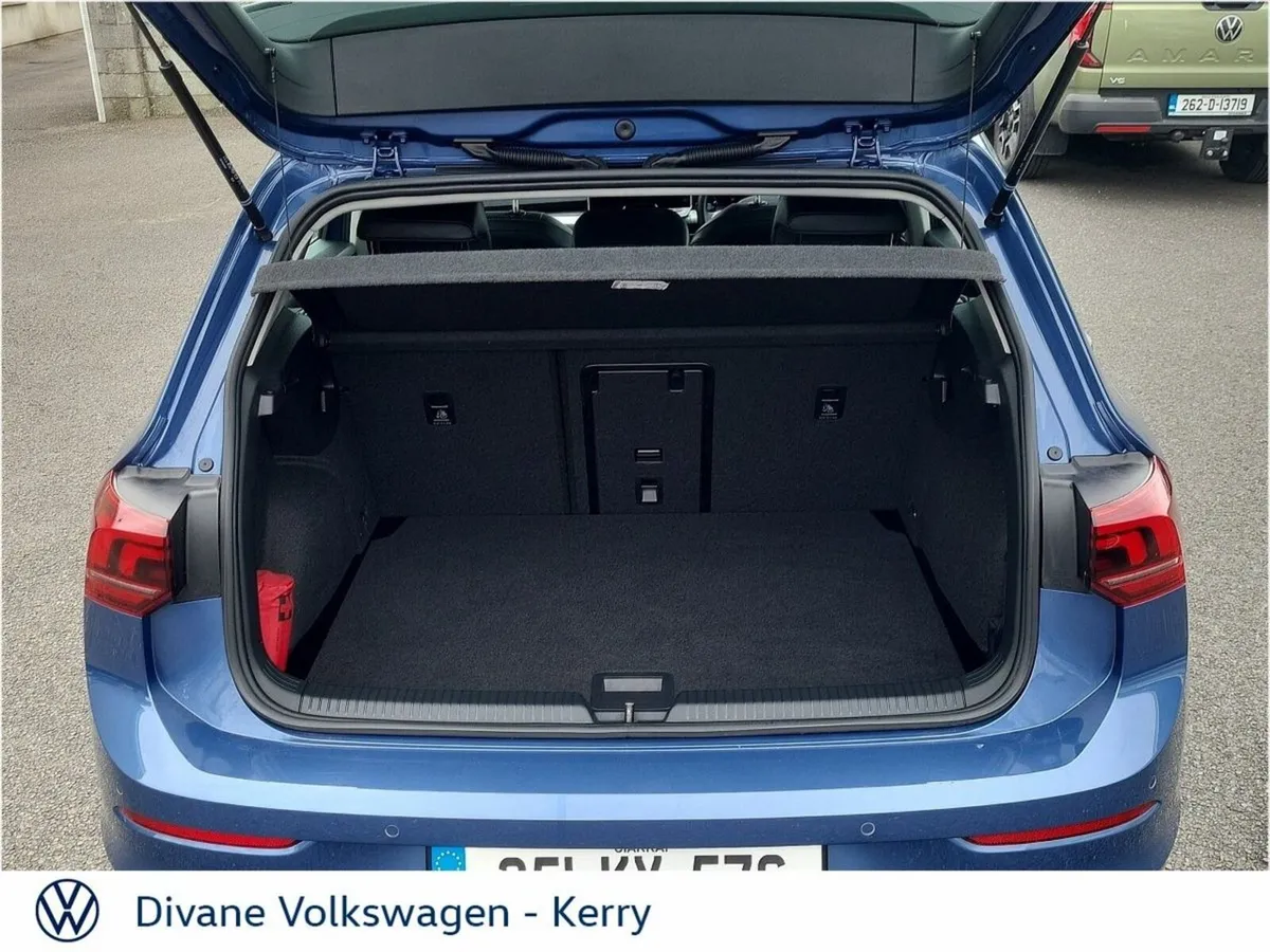 Volkswagen Golf Hatchback, Petrol, 2025, Blue