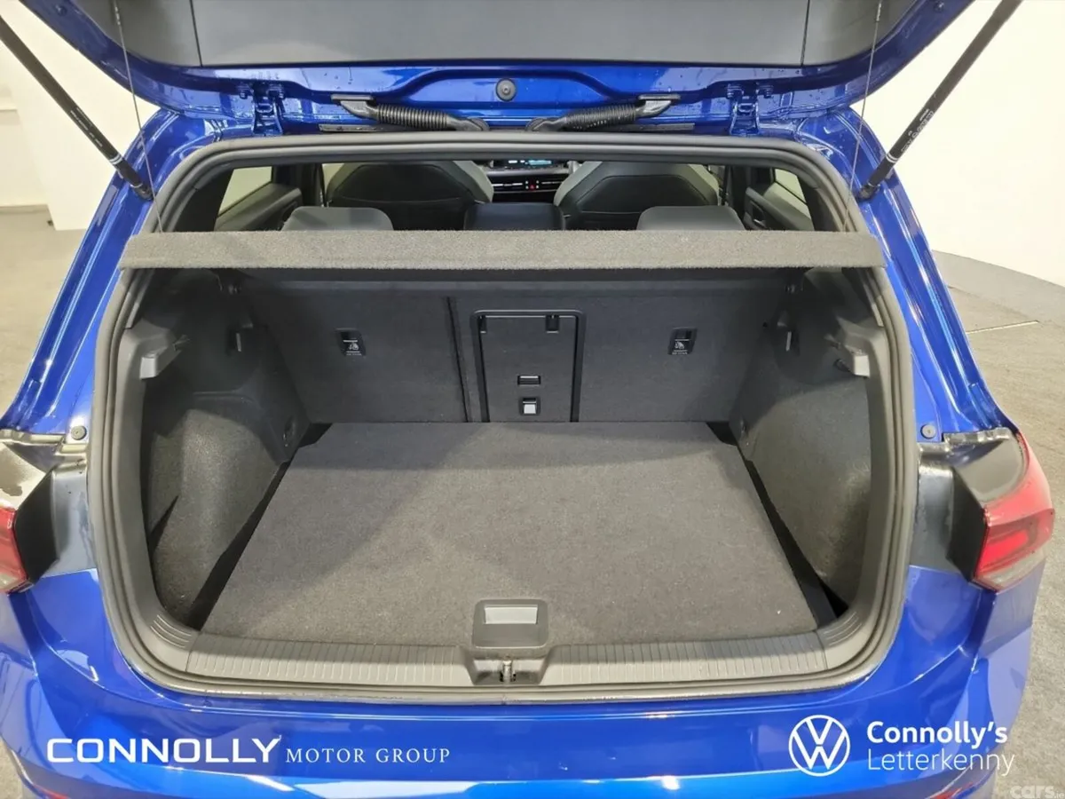 Volkswagen Golf Estate, Petrol, 2024, Blue