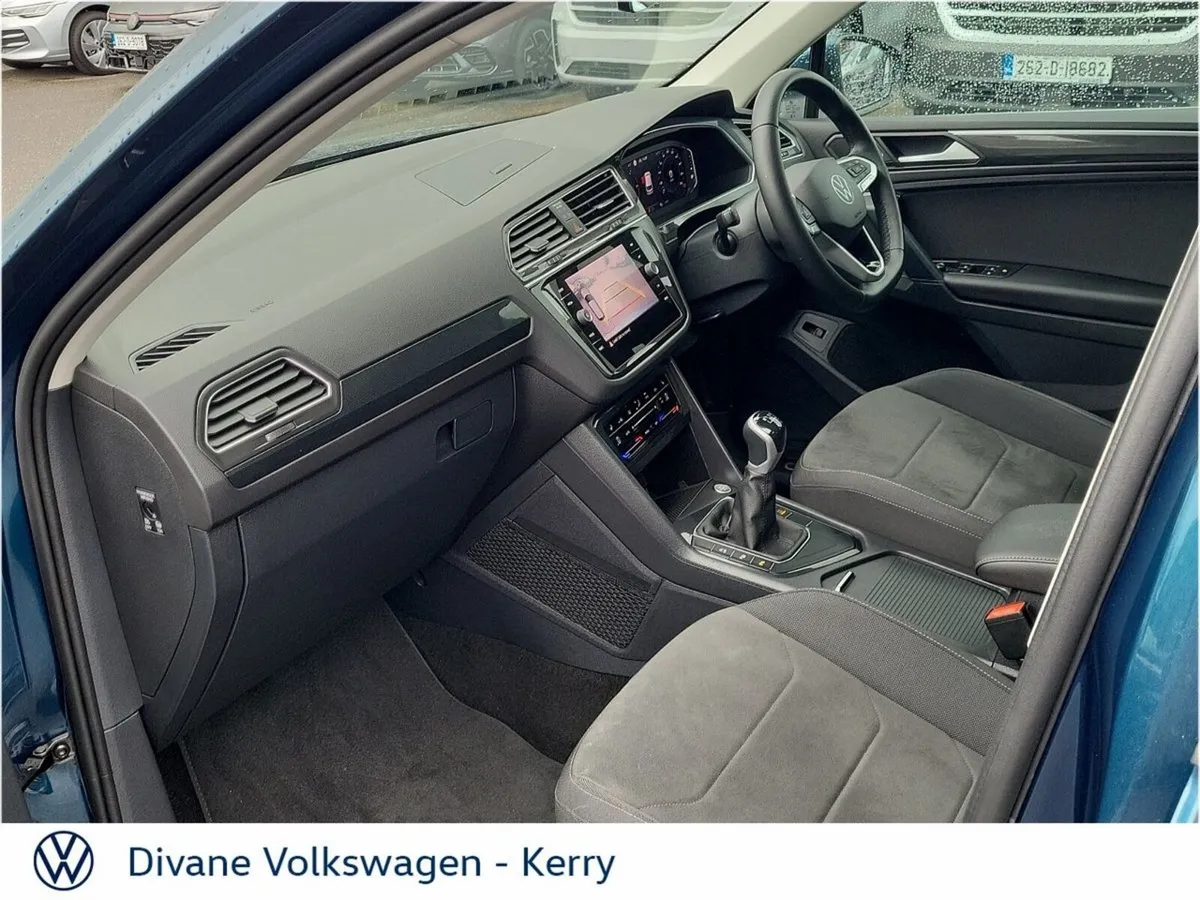 Volkswagen Tiguan SUV, Diesel, 2023, Blue