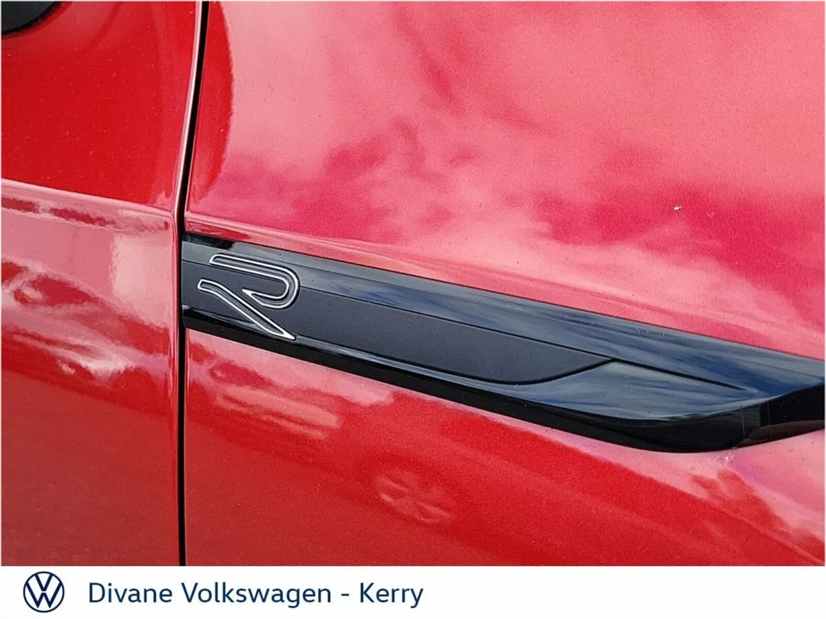 Volkswagen Golf Hatchback, Diesel, 2023, Red