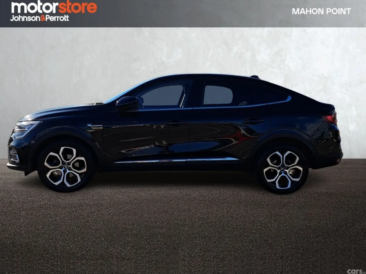 Renault Arkana Hatchback, Petrol, 2022, Black