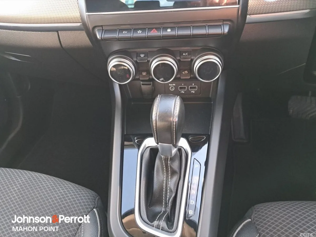 Renault Arkana Hatchback, Petrol, 2022, Black